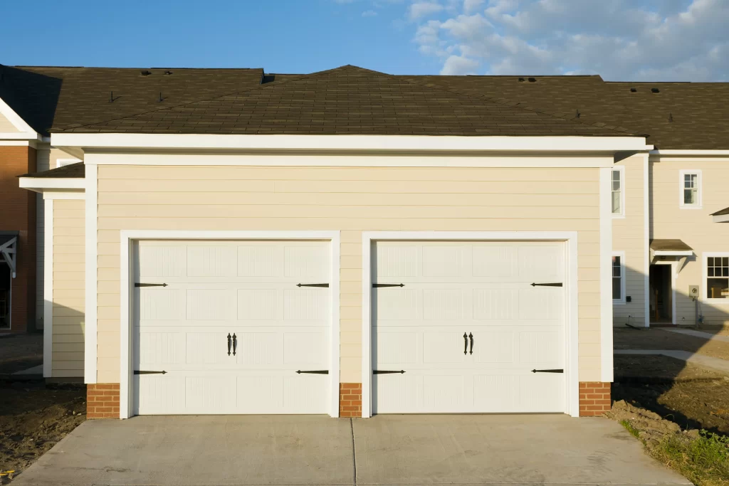 detached garage